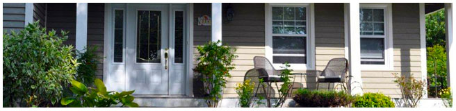 Chester Vacation House - Front Porch